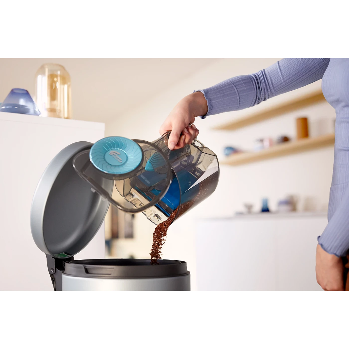 2000W Bagless Vacuum Cleaner PLP-FC9570 - Image 5