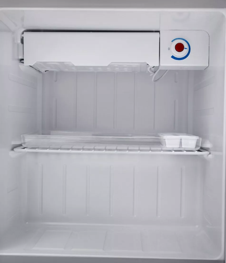 Pensonic 45L Mini Bar with Freezer Compartment PEN-PMF661 - Image 4