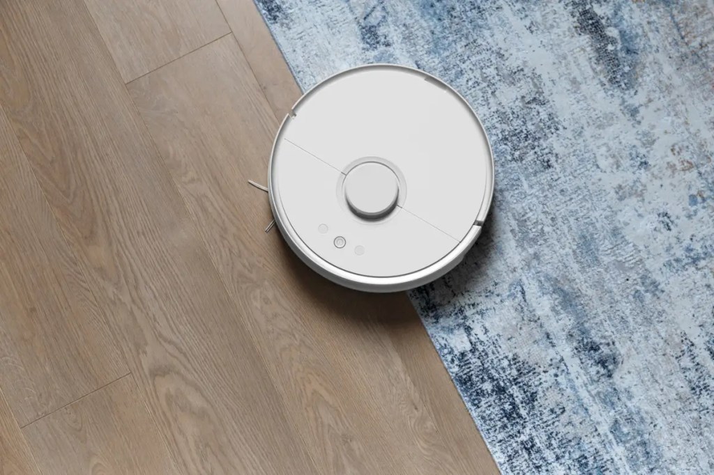 How to Choose the Best Robot Vacuum Cleaner in Malaysia. A beginner's guide to smart robot vacuum cleaners.